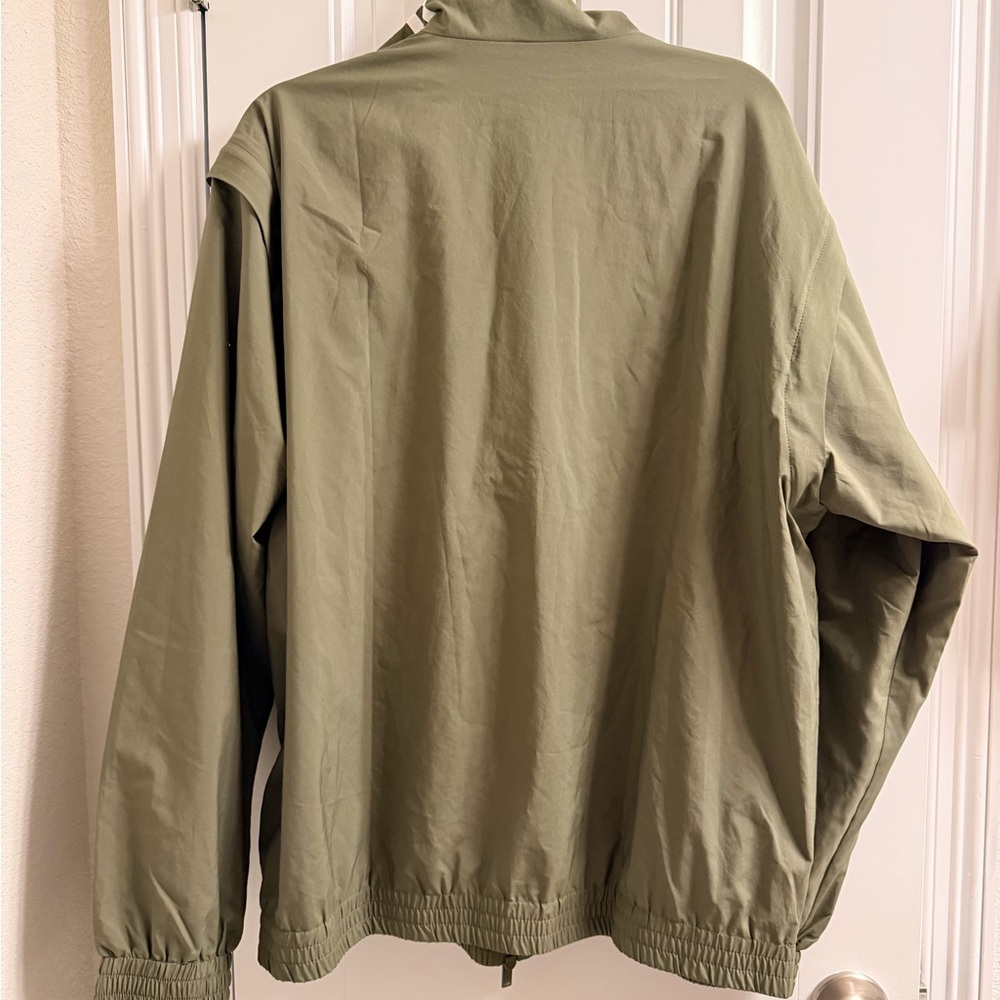 adidas originals RARE Adilenium Oversized Zip-Off Track Top in Olive NWT - Picture 4 of 10